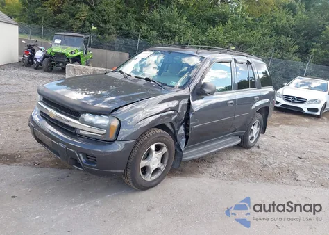 2007 Chevrolet Trailblazer Ls z USA, uszkodzony, nr VIN 1GNDT13S172243687